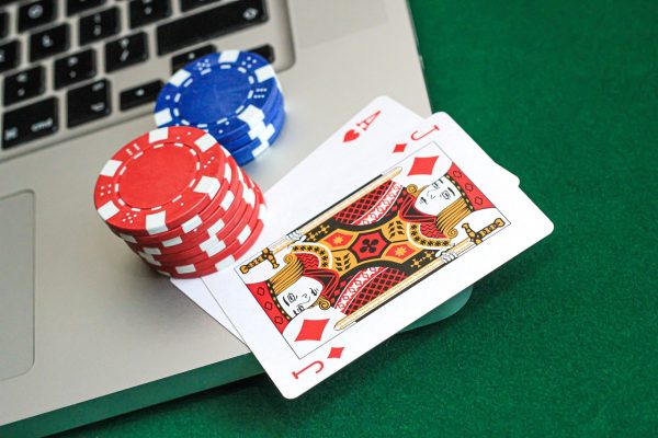 Top Basic Poker Odds Calculator Guide for 2026